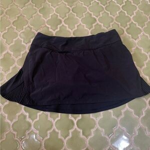Black Women's Skirt by LuluLemon